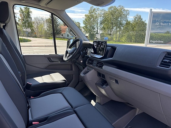 Volkswagen Crafter 7 of 11