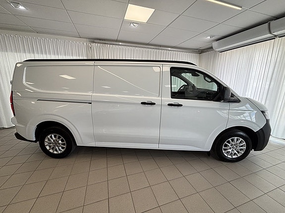 Volkswagen Transporter 2 of 5
