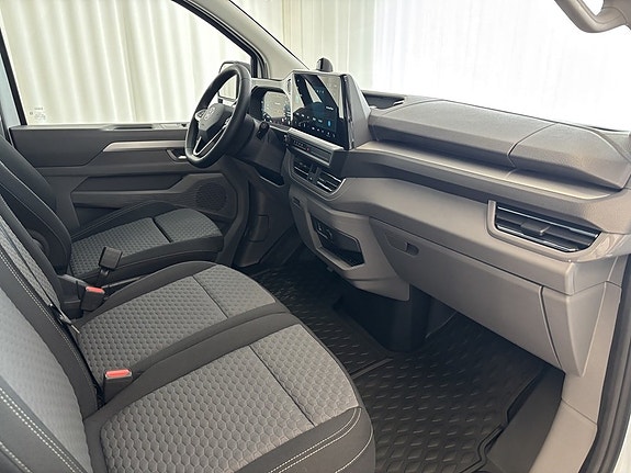Volkswagen Transporter 11 of 13
