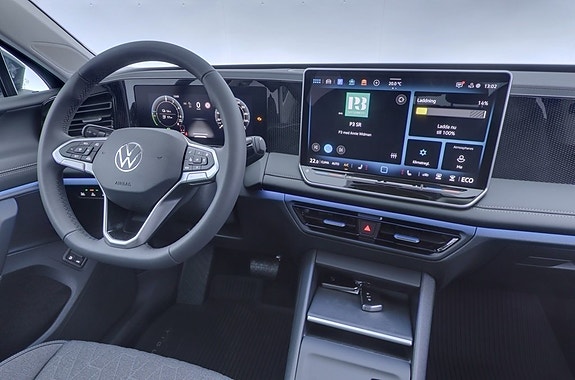 Volkswagen Tiguan 8 of 22