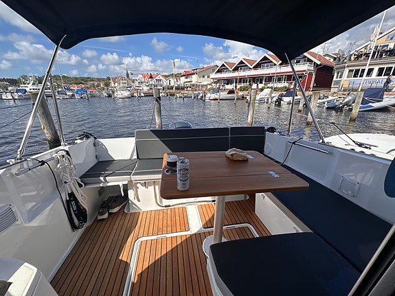 JEANNEAU 695 Merry  Fisher Serie 2- 2022, Yamaha 150 9 of 11