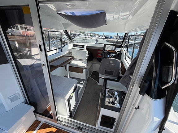 JEANNEAU 695 Merry  Fisher Serie 2- 2022, Yamaha 150 4 of 11