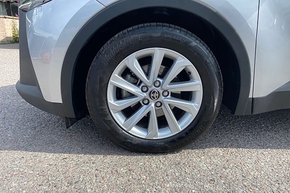 Toyota C-HR 17 of 21