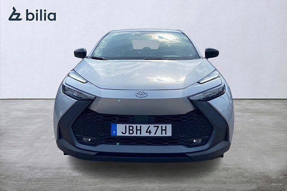 Toyota C-HR 6 of 21