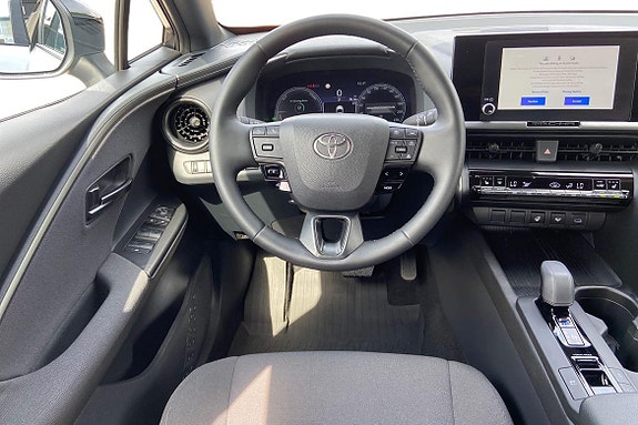 Toyota C-HR 11 of 21