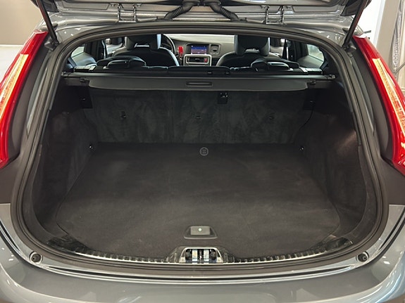 Volvo V60 14 of 17