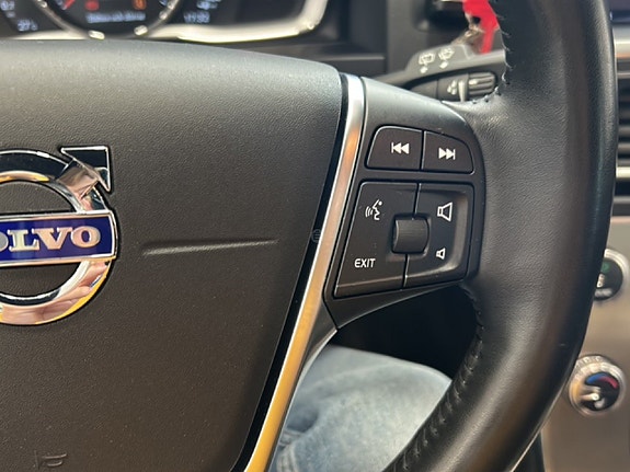 Volvo V60 16 of 17