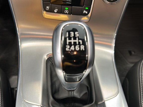 Volvo V60 12 of 17
