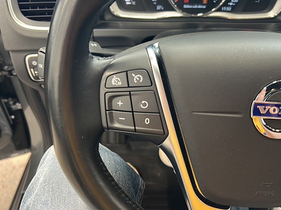Volvo V60 15 of 17