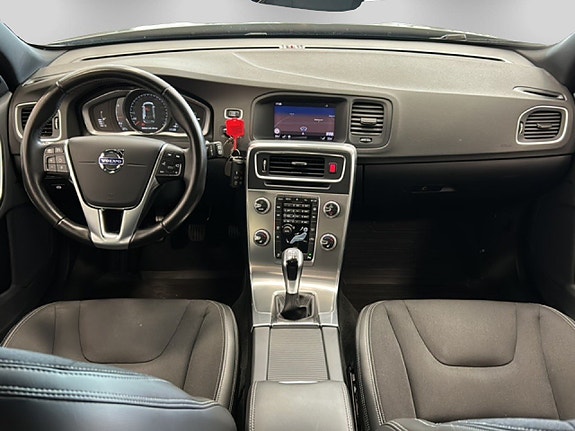 Volvo V60 7 of 17