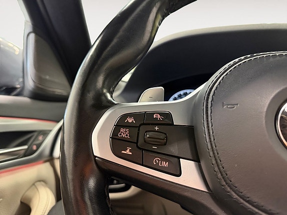BMW 530i 25 of 26