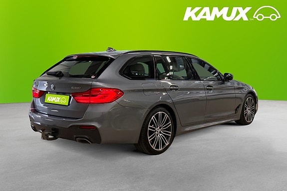BMW 530i 4 of 5