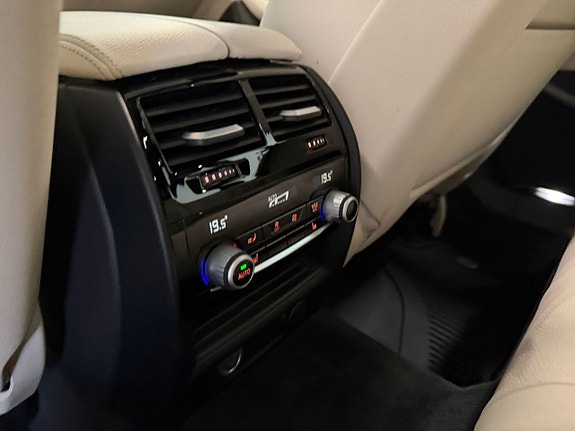 BMW 530i 24 of 26