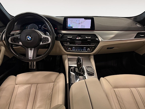 BMW 530i 10 of 26