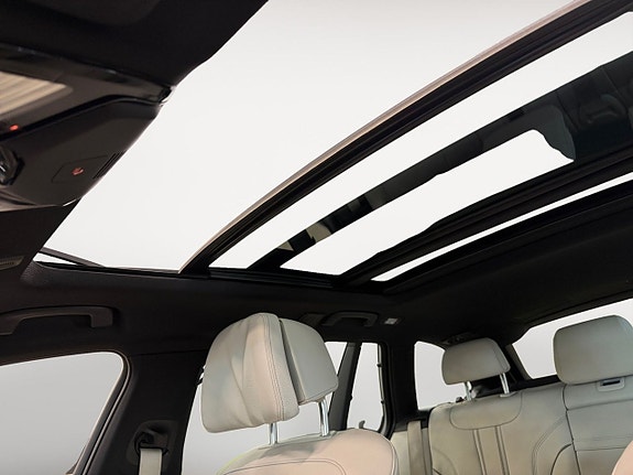 BMW 530i 19 of 26