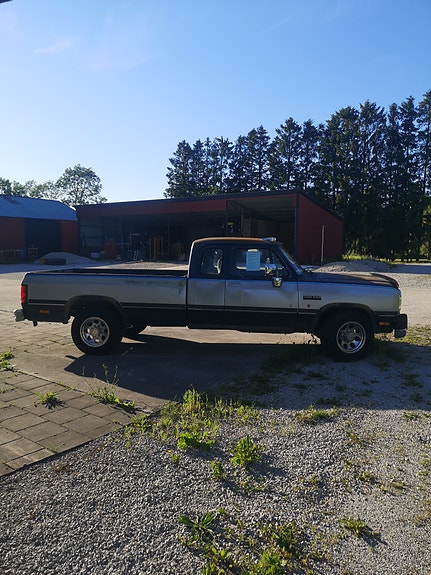 Dodge RAM 250 3 of 8
