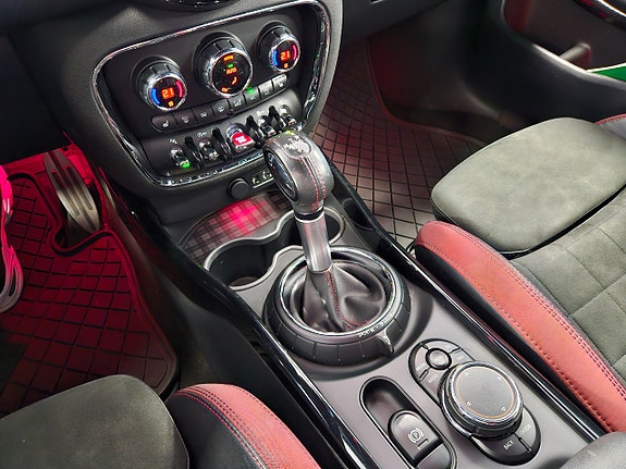MINI Clubman Cooper S 14 of 20