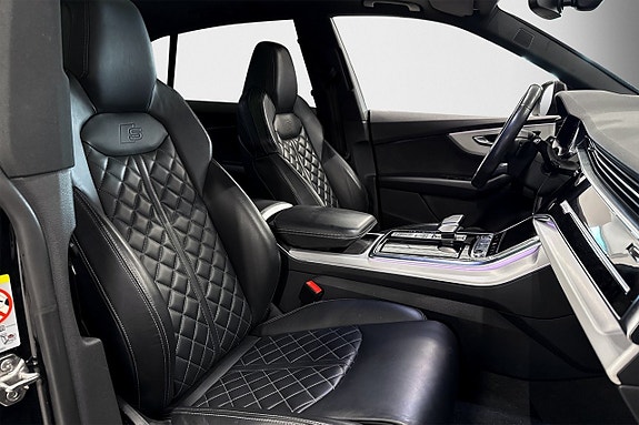 Audi Q8 21 of 26