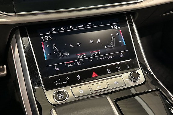 Audi Q8 18 of 26