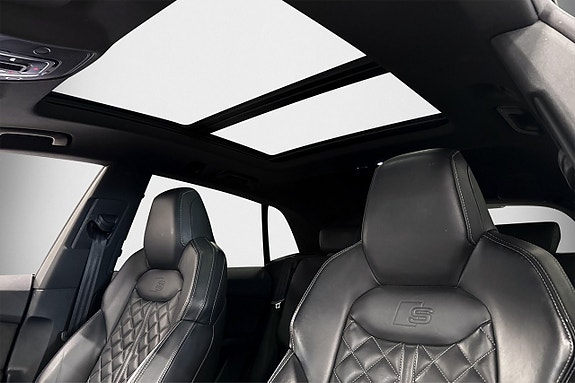 Audi Q8 10 of 26