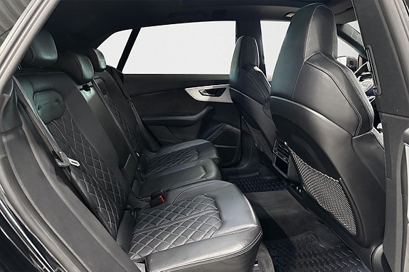 Audi Q8 22 of 26