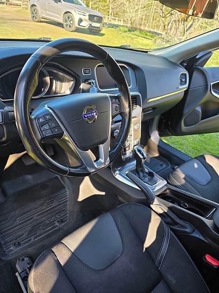Volvo V40 9 of 10
