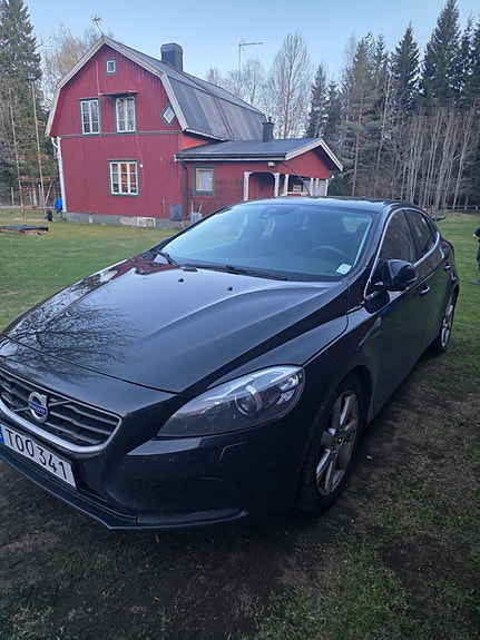 Volvo V40 6 of 10