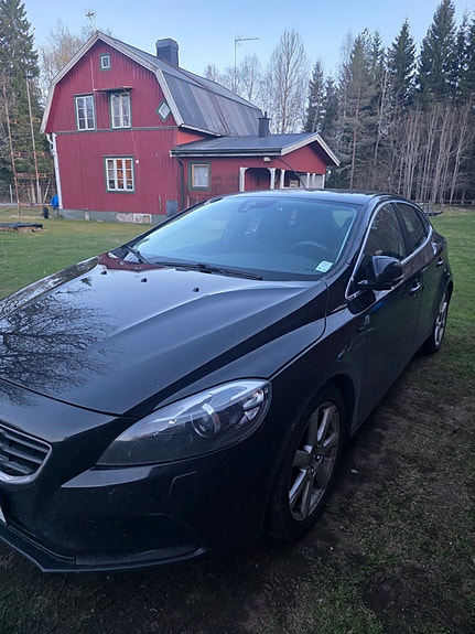 Volvo V40 5 of 5