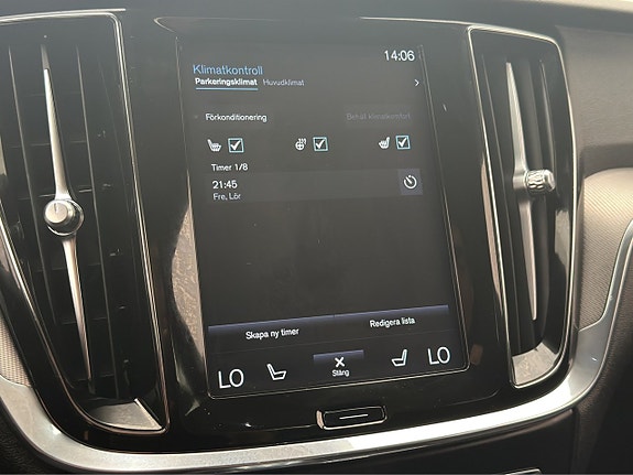 Volvo V60 24 of 30