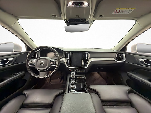 Volvo V60 13 of 30