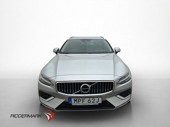 Volvo V60 2 of 30