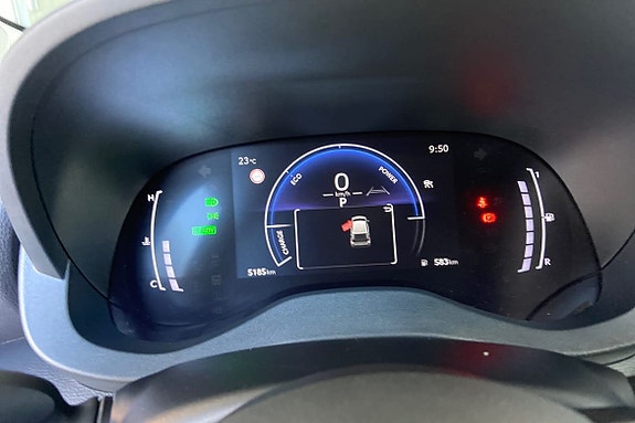 Toyota Yaris 16 of 21
