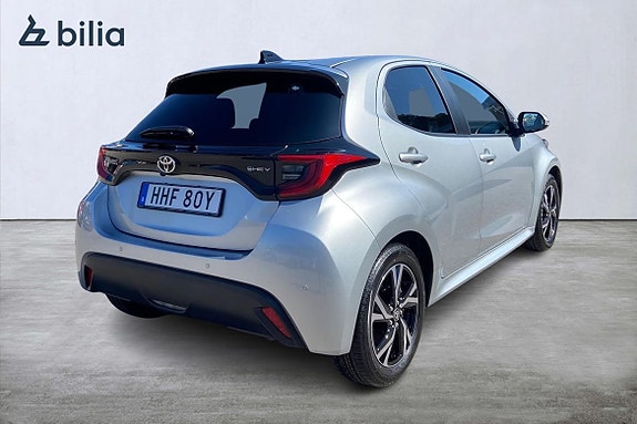 Toyota Yaris 19 of 21