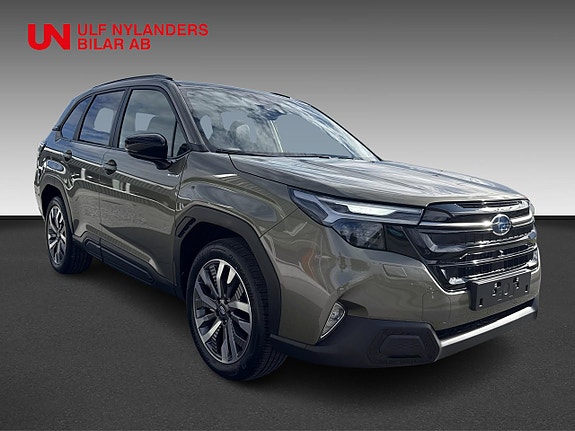 Subaru Forester 5 of 15