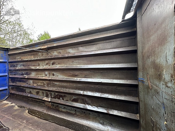 Container 40 Kubik 11 of 16