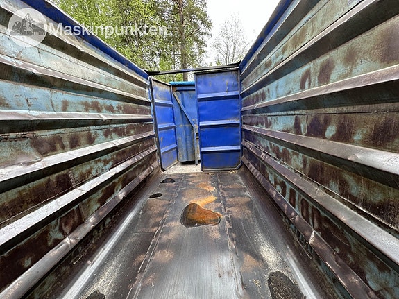 Container 40 Kubik 10 of 17