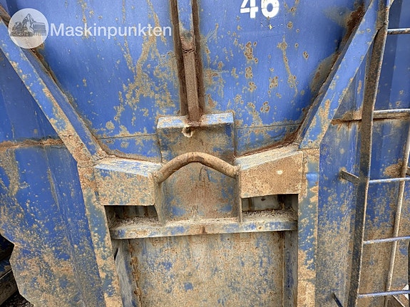 Container 40 Kubik 16 of 17