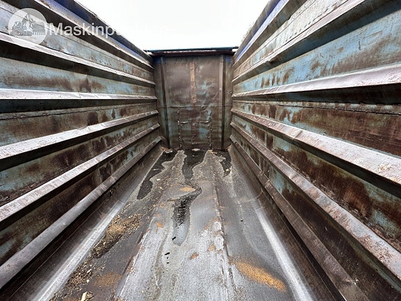 Container 40 Kubik 10 of 20