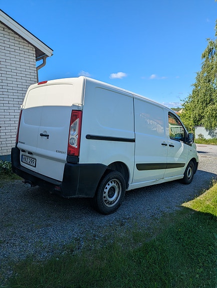 Peugeot Expert 2 of 2