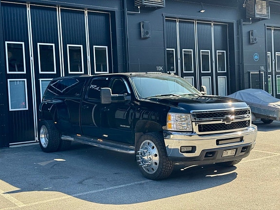 Chevrolet Silverado 3500 7 of 13