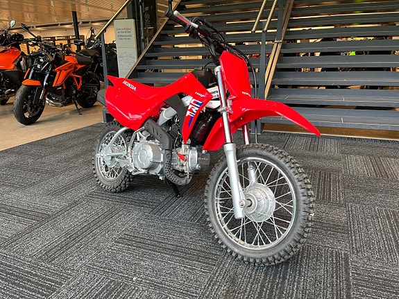 Honda CRF 110 DEMO 2H 0% ränta 38mån 3 of 5