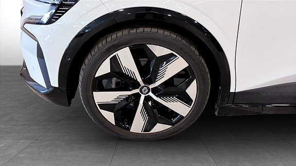 Renault Megane E-Tech 9 of 9