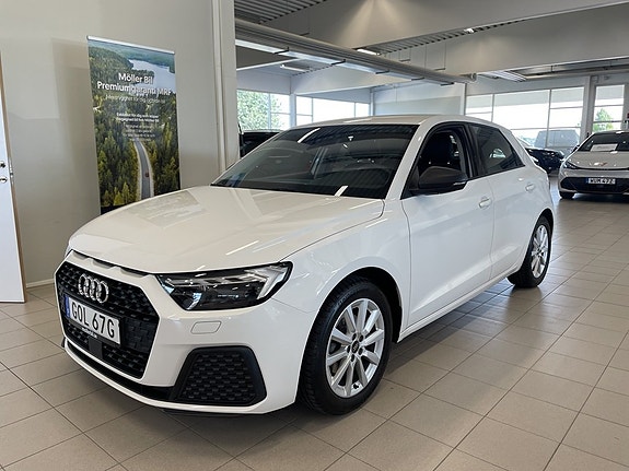 Audi A1 3 of 5