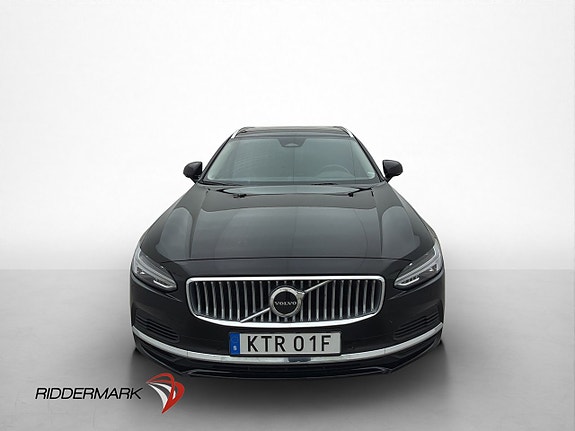 Volvo V90 2 of 5