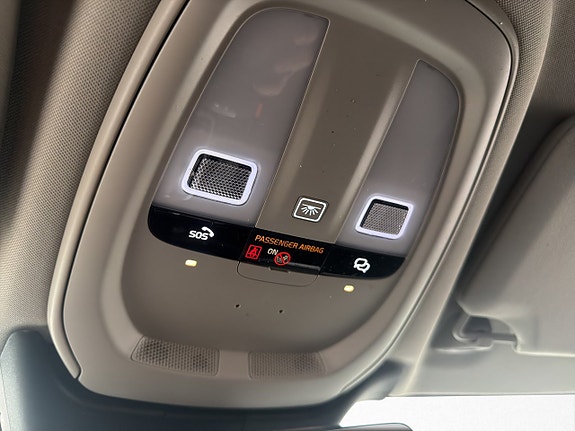 Volvo V90 25 of 30