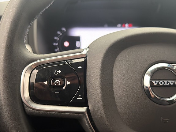 Volvo V90 17 of 30