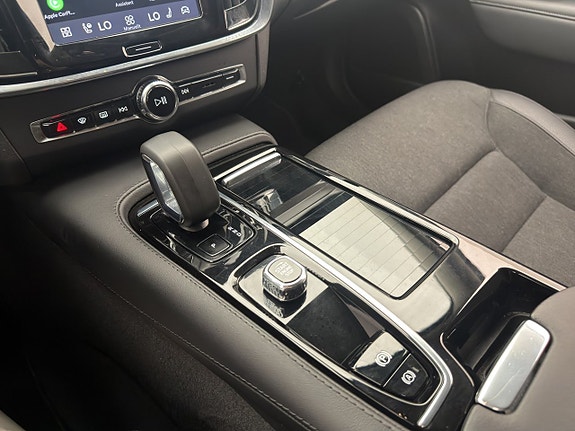 Volvo V90 24 of 30