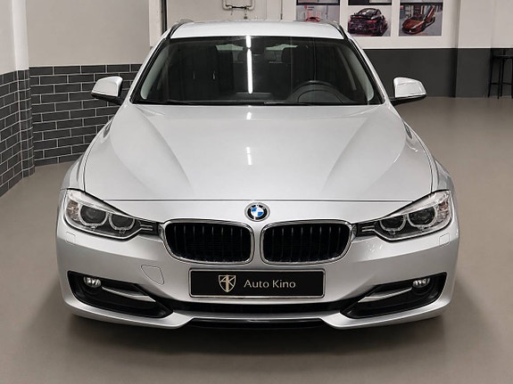 BMW 320d 4 of 11