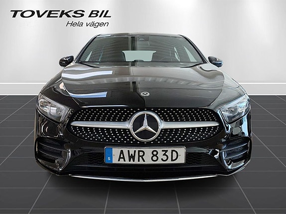 Mercedes-Benz A250 e 8 of 21