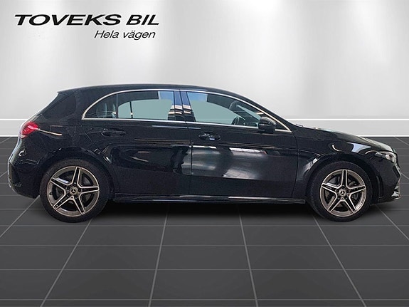 Mercedes-Benz A250 e 5 of 21